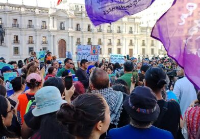 Llega a La Moneda el clamor nacional por Julia Chuñil